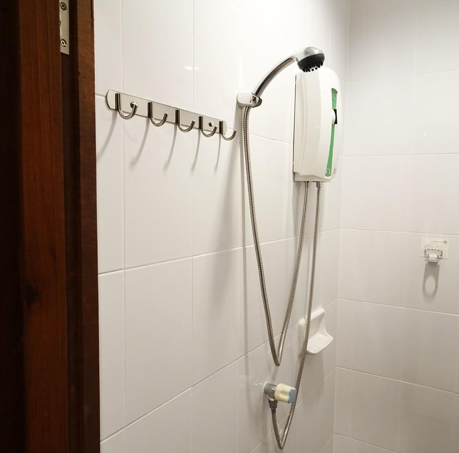 วอท์สอัพ เชียงใหม่ Hostel ภายนอก รูปภาพ